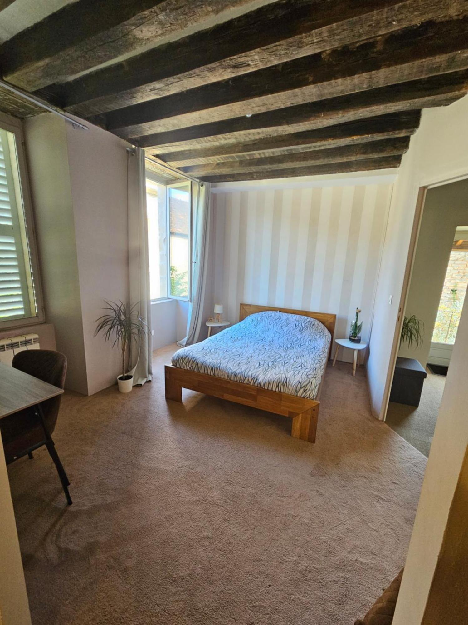 Chambre Avec Salle De Bain Hotel Donzy Luaran gambar